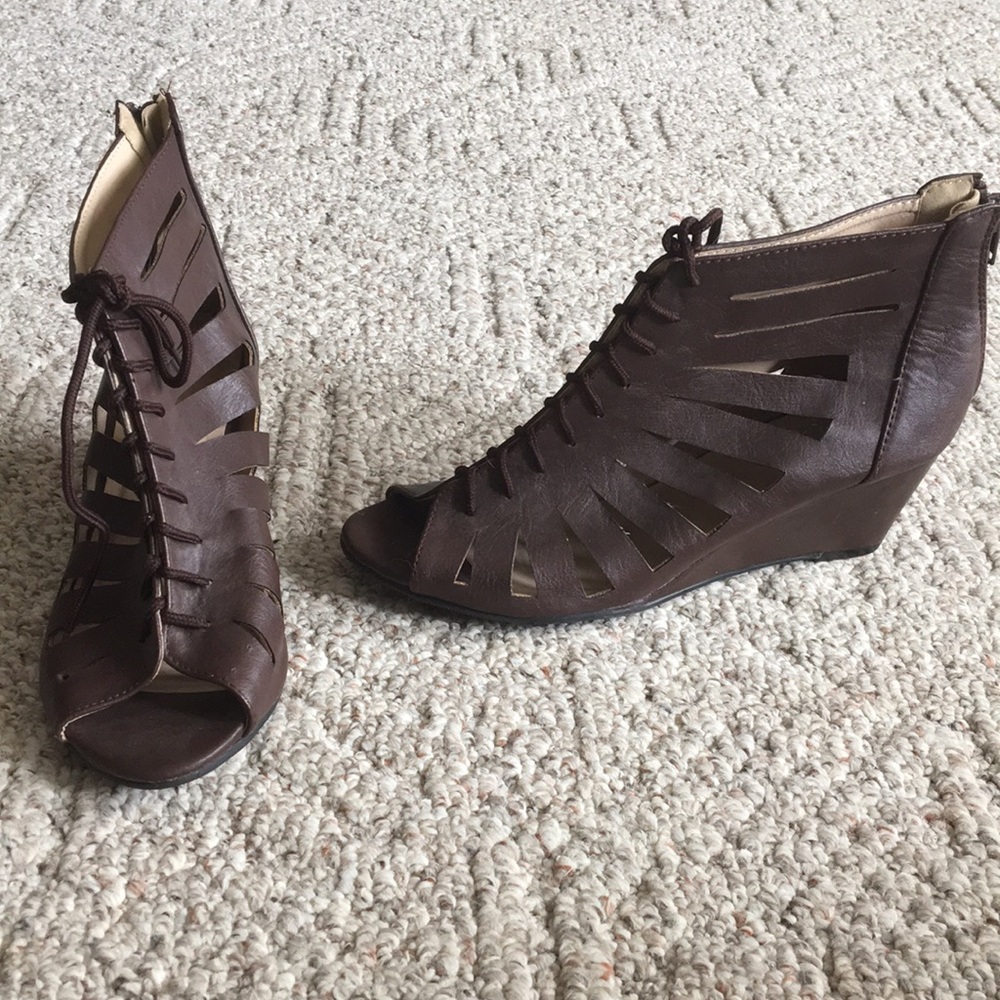 Maurices wedges